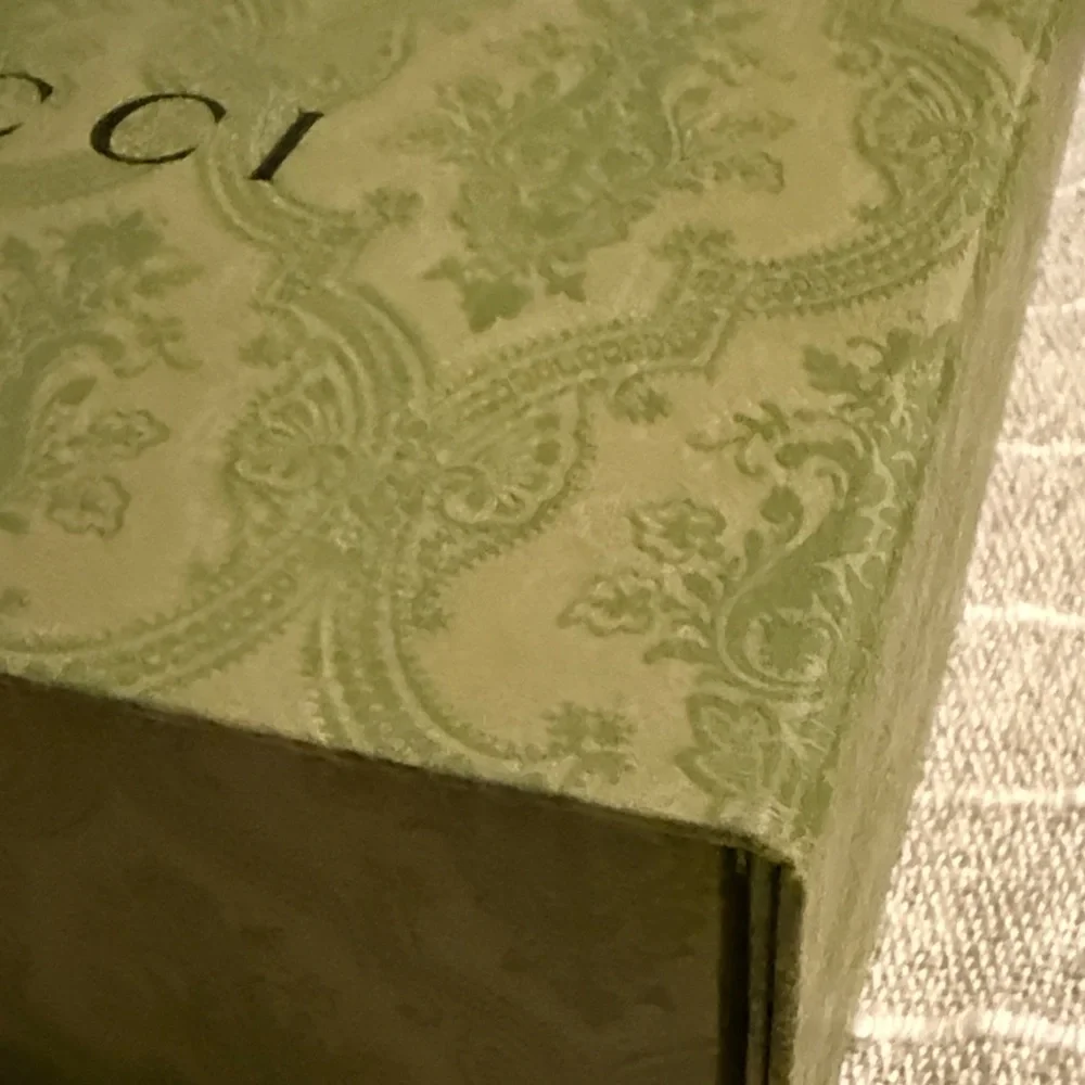 Gucci authentic Olive Green Decorative Box
